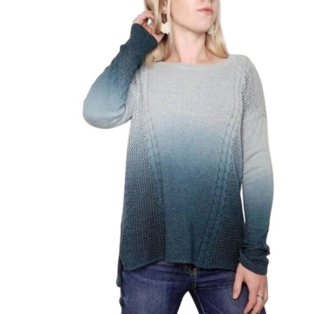 American Eagle Outfitters Women's Oversized Cable Knit Sweater Blue Ombre Sz XS